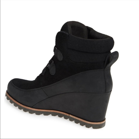 Ugg Kriston Waterproof Bootie - Picture 7 of 8